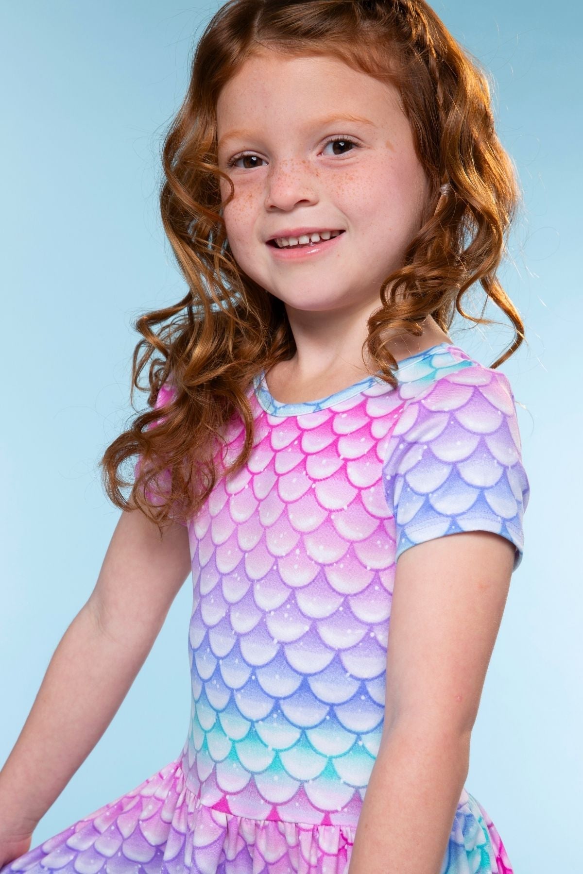 Simply Soft Short Sleeve Scoop Back Be Happy Dress - Lt Pink Rainbow Leopard Heart