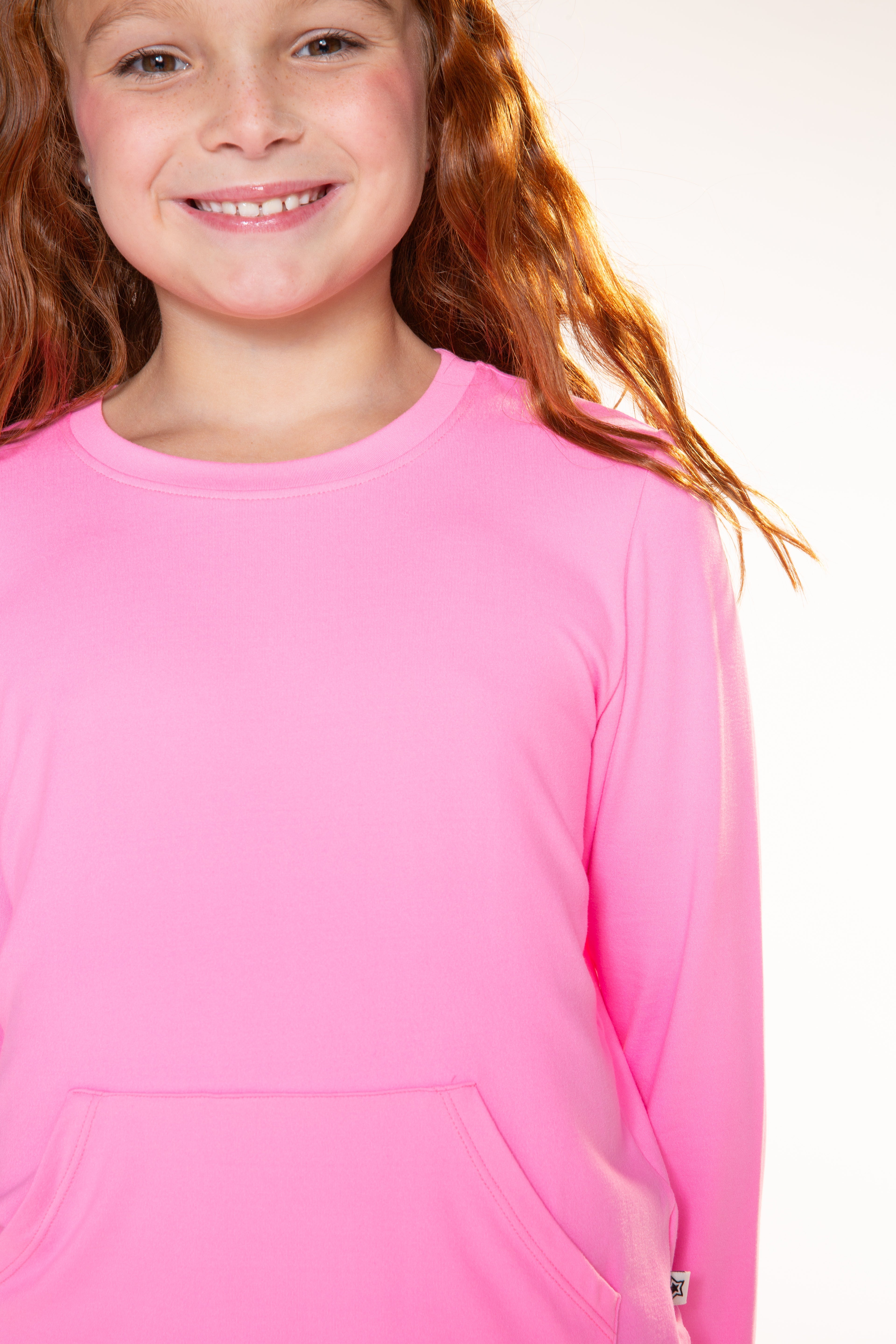 Simply Soft Kanga Pocket Crew Top - Black - NEW!