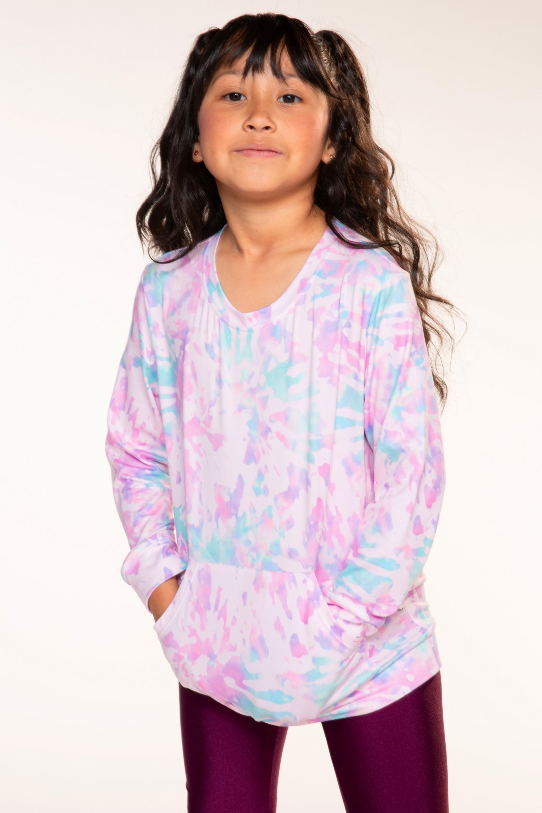 Simply Soft Kanga Pocket Crew Top - Black - NEW!