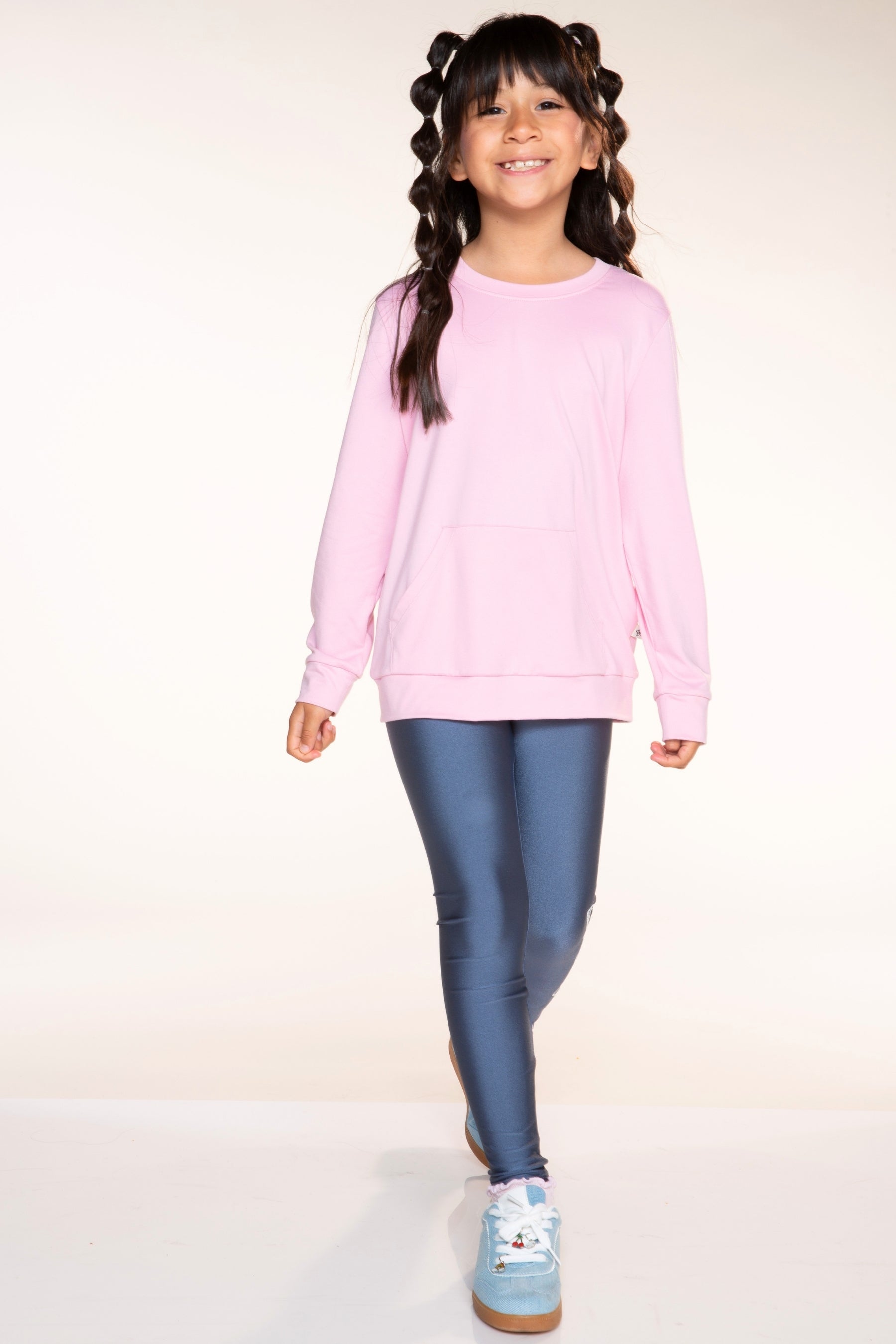 Simply Soft Kanga Pocket Crew Top - Black - NEW!