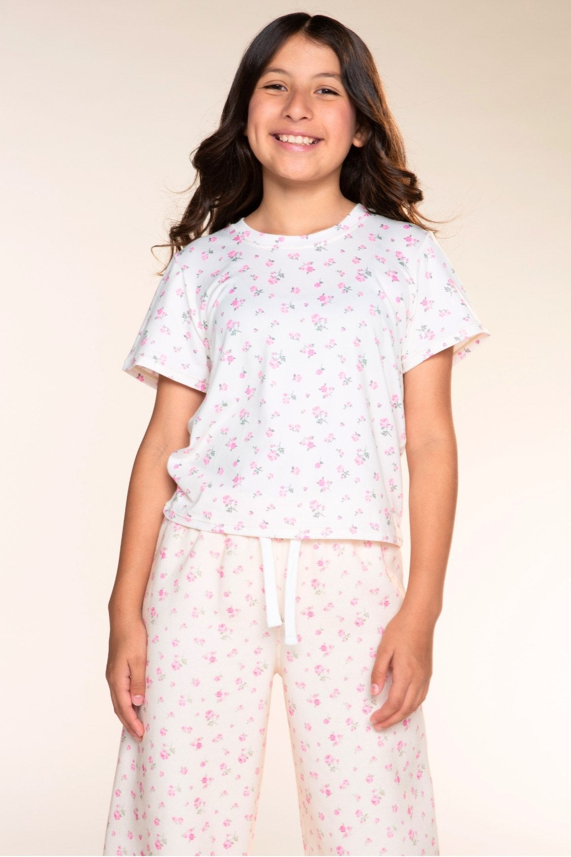 Simply Soft Easy Tee - White Rainbow Heart - NEW!