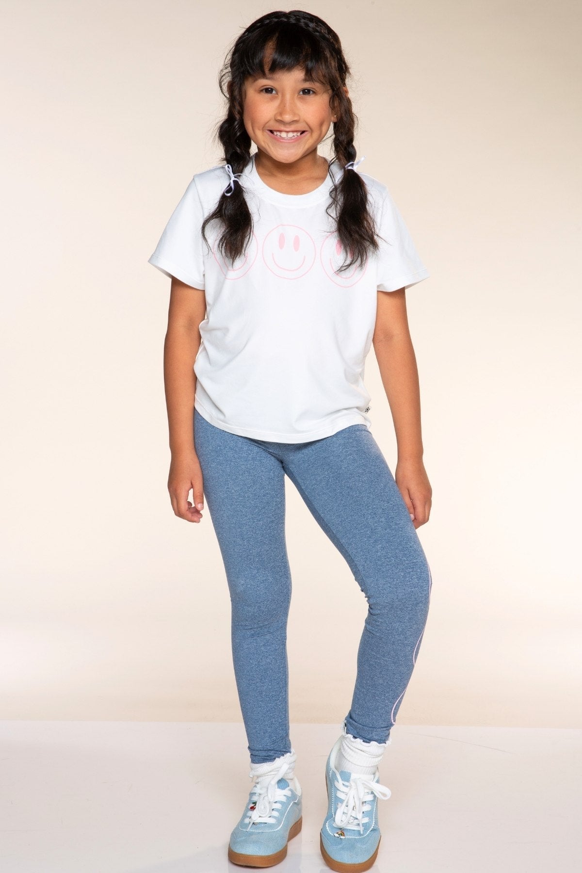 Simply Soft Easy Tee - White Rainbow Heart - NEW!