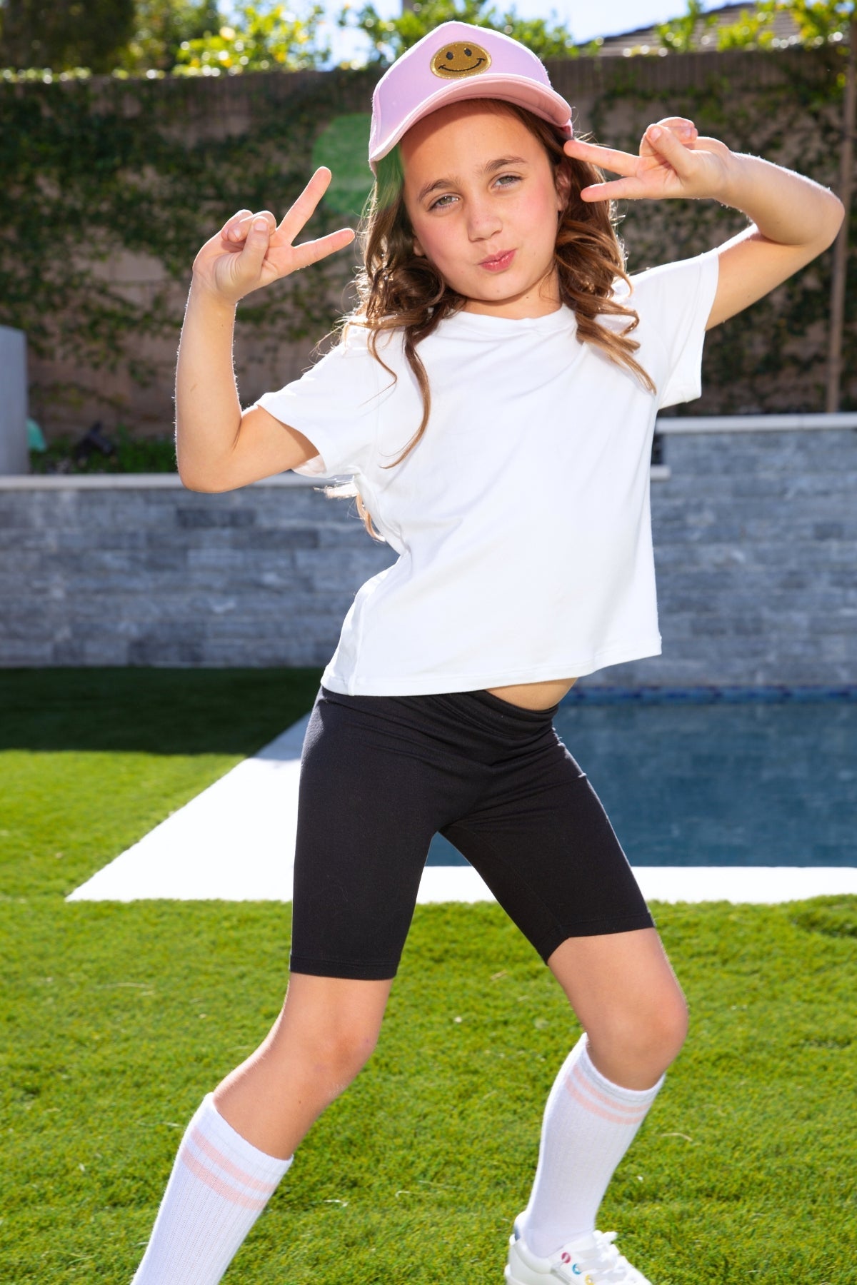 Simply Soft Easy Tee - White Rainbow Heart - NEW!