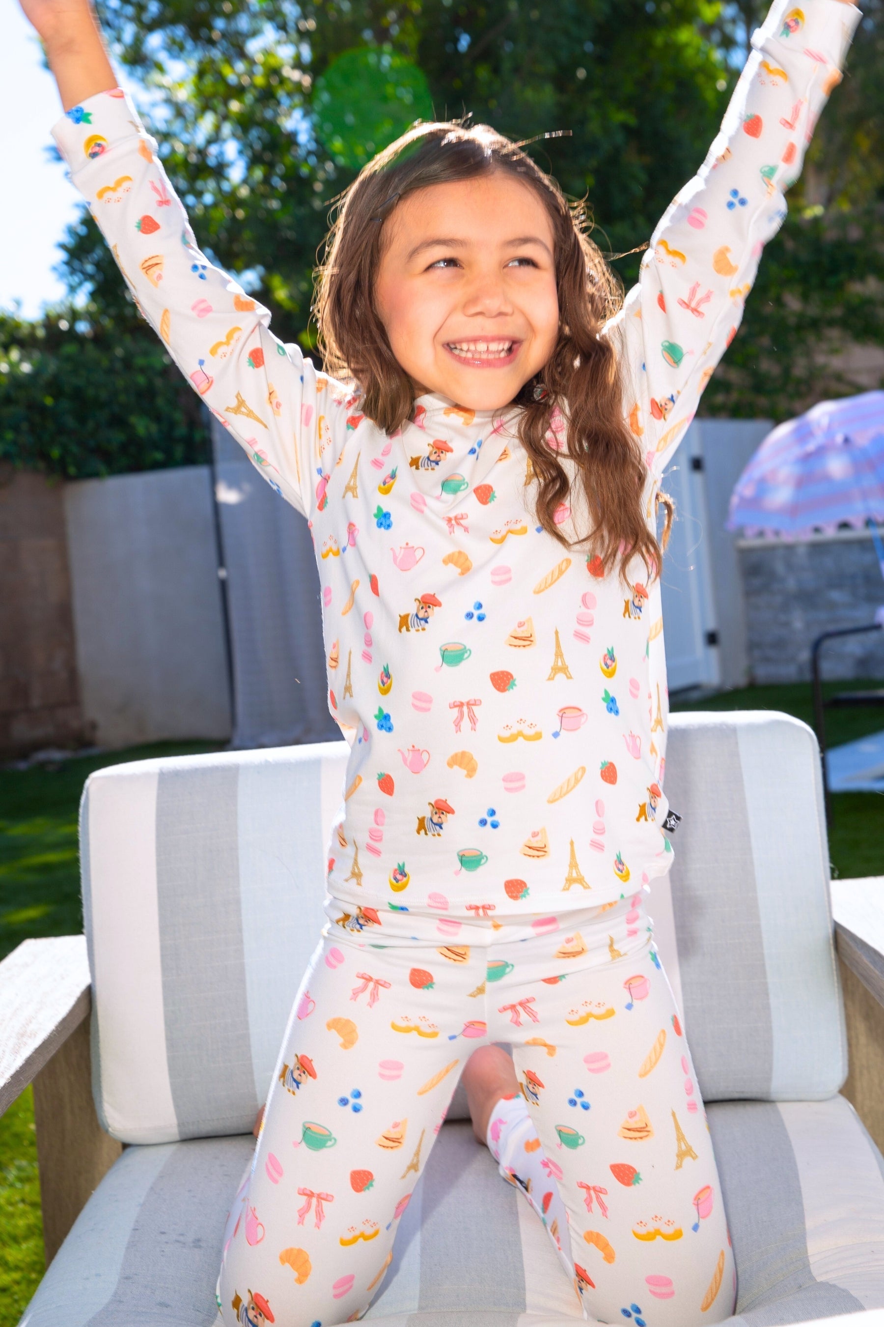 Simply Soft Long Sleeve Crew & Slim Lounge Bottom. - Lt Pink Paris Icons