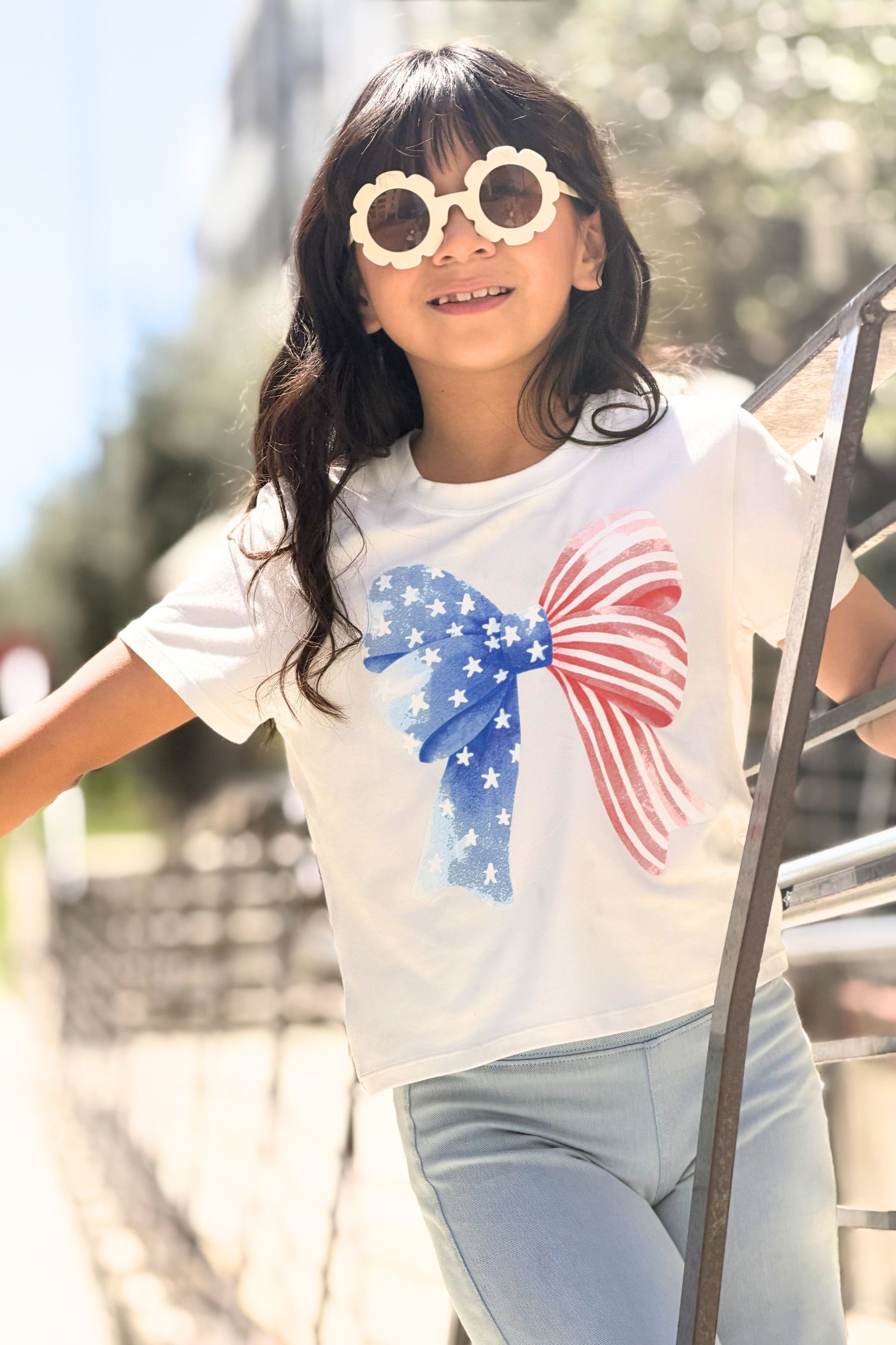 Simply Soft Easy Tee. - Ivory Americana Bow - NEW!
