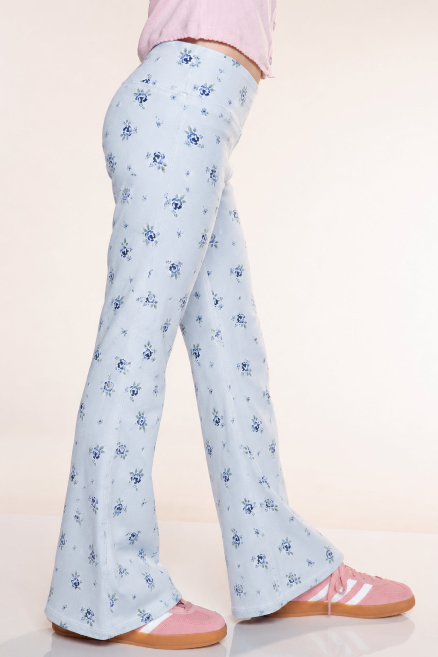 Super Stretch Soft Denim Flare Jegging - Light Blue Denim Floral - NEW!
