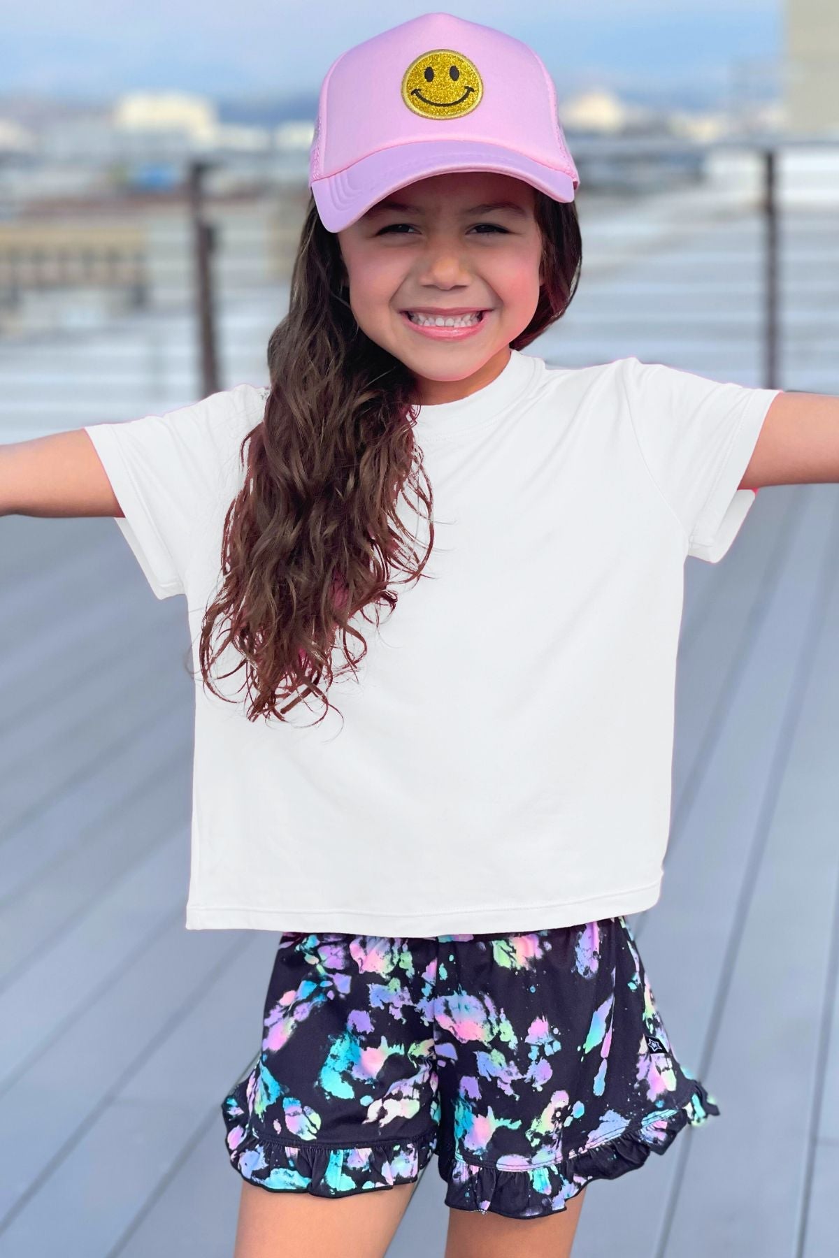 Simply Soft Easy Tee - White Rainbow Heart - NEW!